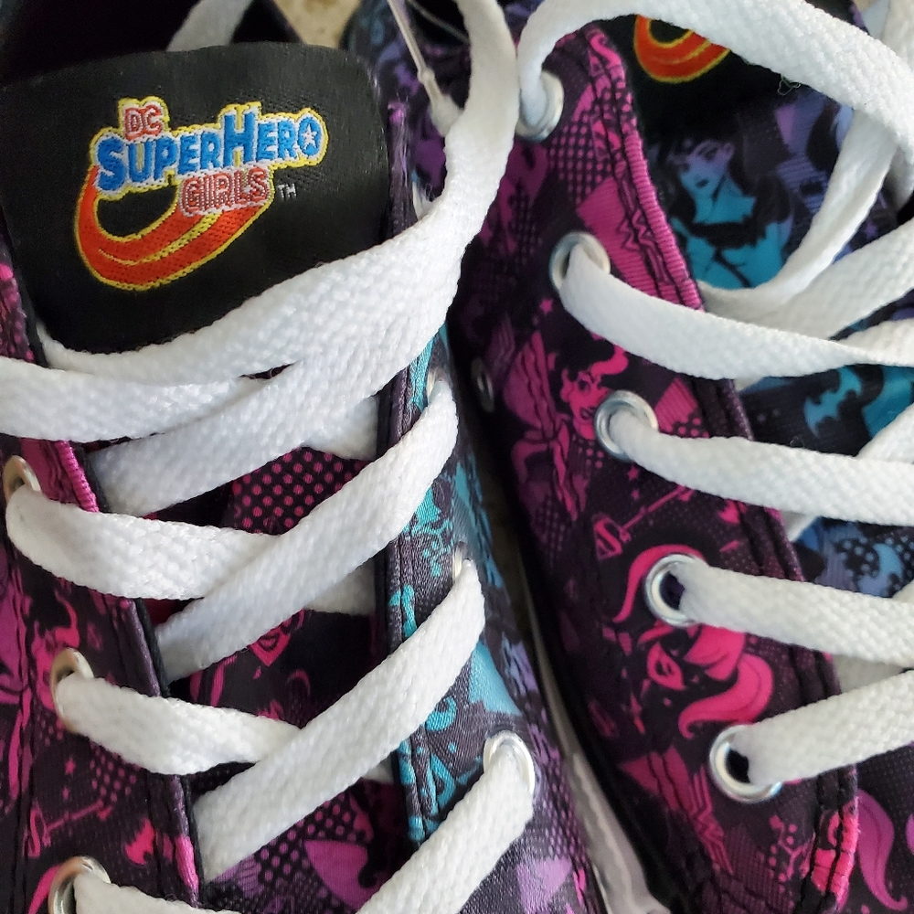 Converse - Picture 4 of 8